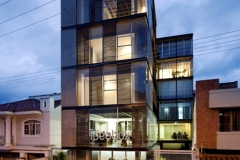 EDIFICIO 03 98