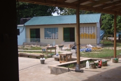 ESCUELA PRIMARIA EN HAITI 010