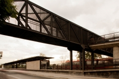 ESTACIÓN DEL METROBÚS CENTRO CULTURAL UNIVERSITARIO 012