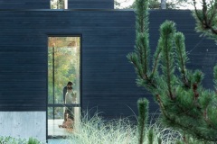 5f7e53759624f12_BowenHouse
