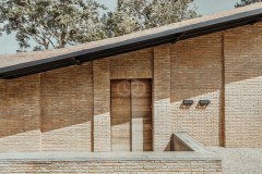 EXTERIOR CABAÑAS MORADAS