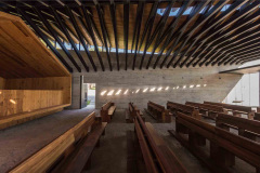 5f7f5109c859007._RLJ_Chapel_RYG