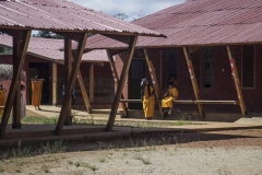 ESCUELA EN CHUQUIBAMBILLA 005