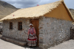 MEJORA DE VIVIENDAS RURALES VALLE DEL COLCA 026