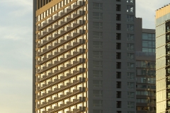 57d95e75434471