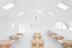 SALAS DE CLASES ATRAPA LUZ 010