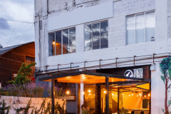 VISTA EXTERIOR 4 TINTO BLANCO WINEBAR+SHOP